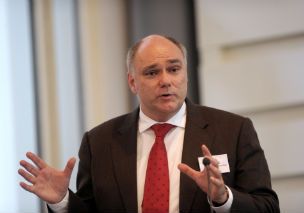 Wolfgang Schulz auf dem Symposium Online-Jugendschutz