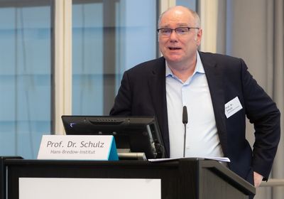 Foto Prof. Dr. Wolfgang Schulz